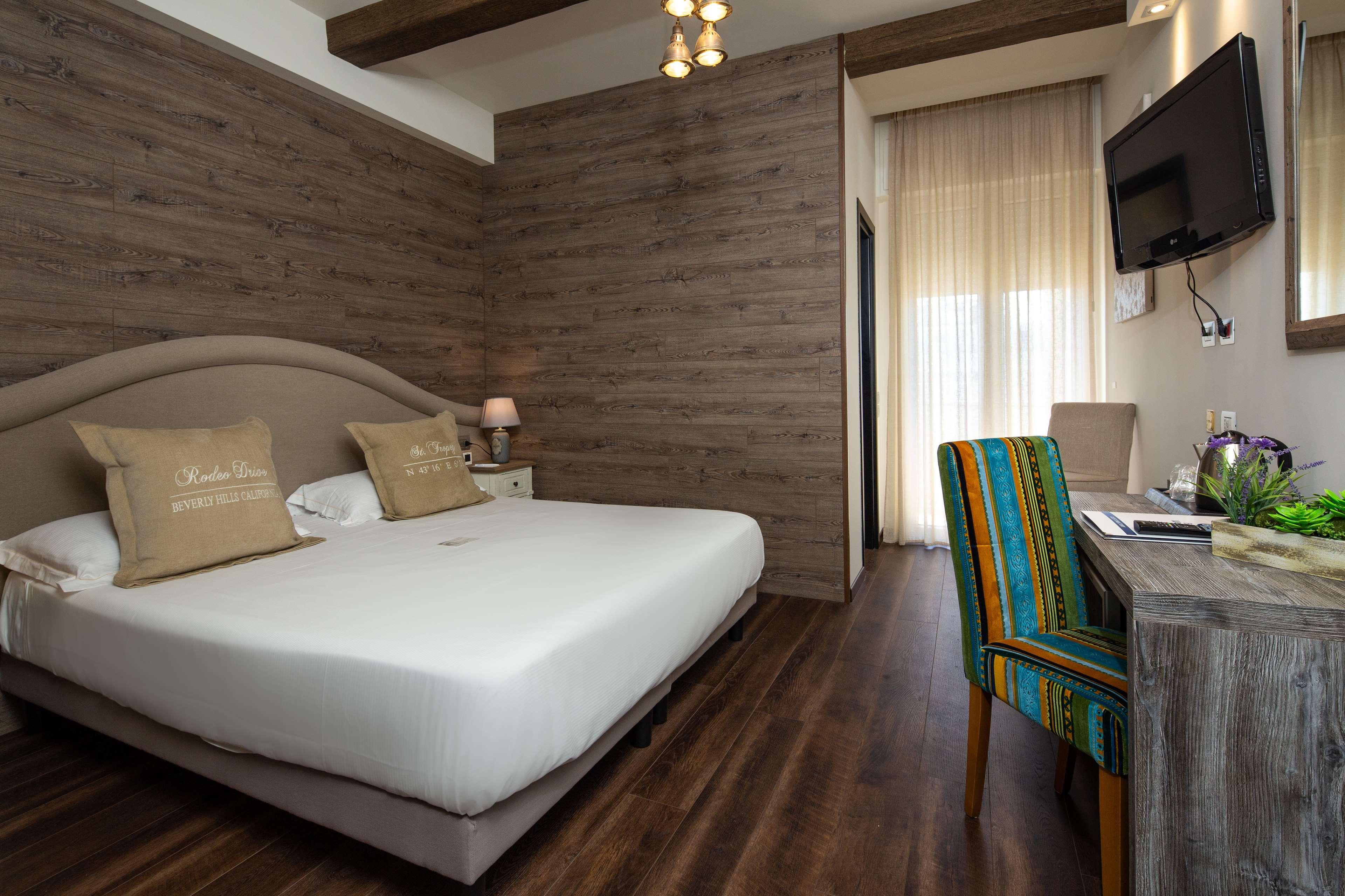 Best Western Maison B Hotel Rimini Exterior photo