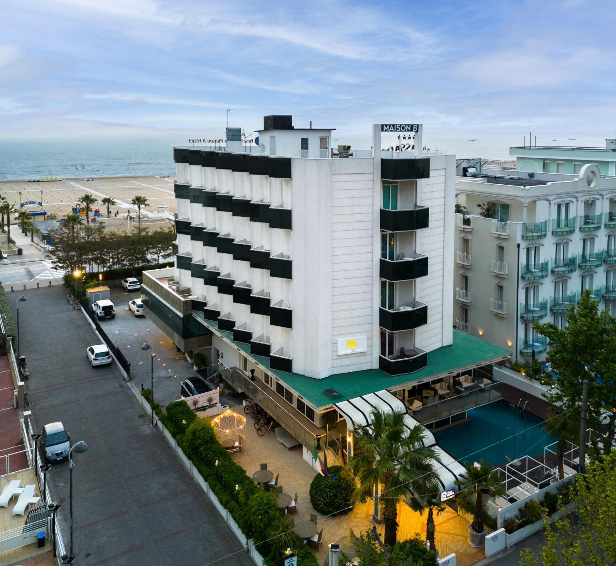 Best Western Maison B Hotel Rimini Exterior photo